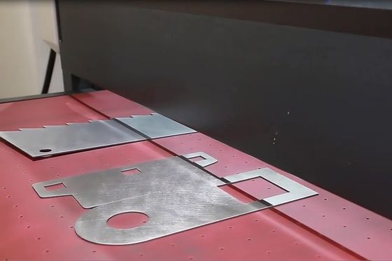 엽 금속 엣지 깎기  rust Sanding Machine 및 사용자 친화적 인 디자인
