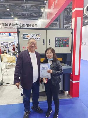 조정 속도 Ejon YZ1000S 자동 1m 넓은 벨트 금속 썬더