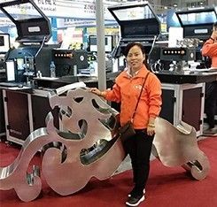 CE 인증을 받은 Ejon W40 3D 채널 문자 굽기 기계