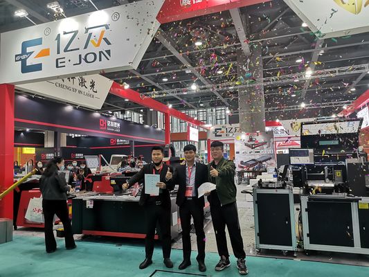 광고 회사 Ejon T13 LED 문자 표기 기계 자동 표지판 제조