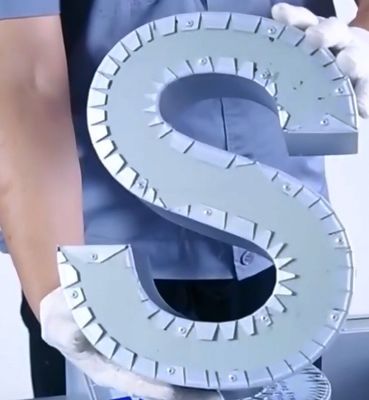 EJON ET20C CNC 자동 표기 문자 트림캡 알루미늄 톱니 톱니 플랜징 V-절단 채널 문자 굽기 기계