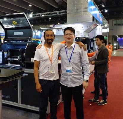 멀티 재료 공정 상점 3D LED 사이니지 제작 채널 문자 굽기 기계