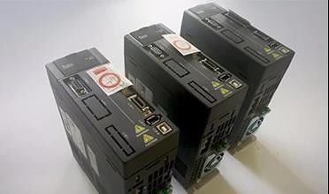 첨단 채널 문자 굽기 TJ-EJON 자동 기계 후지 서보 축 제어